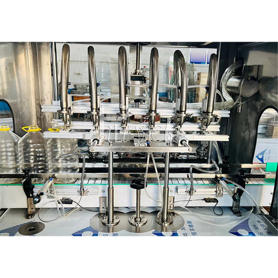 Automatyczna maszyna do napełniania butelek z tworzywa sztucznego Wysokowydajna wielogłowicowa liniowa niekorozyjna