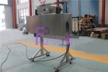 Półautomatyczna maszyna etykietująca 3000BPH z regulatorem temperatury / silnikiem obiegu powietrza