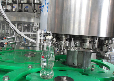 PET Plastikowe szkło 3 w 1 Monoblok Woda gazowana Maszyna do napełniania butelek wina / Sprzęt / Linia / Roślina / System