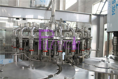 Przemysłowy automatyczny sprzęt do napełniania napojów Plastikowy automat do napełniania butelek 3-w-1