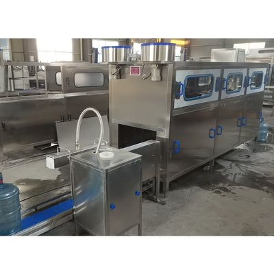 Plastikowa beczka 5-litrowa maszyna do napełniania wodą Automatyczna maszyna do pakowania w folię termokurczliwą