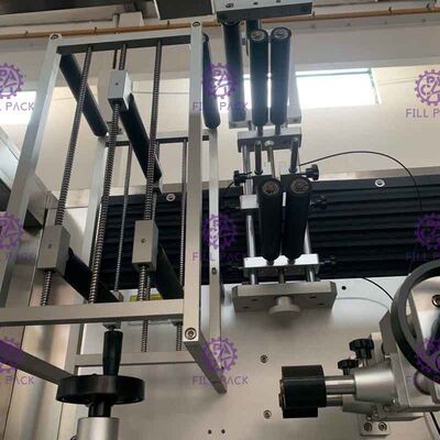 Automatyczna maszyna do etykietowania butelek typu Double Feeding do etykiet PET / PVC 250BPM