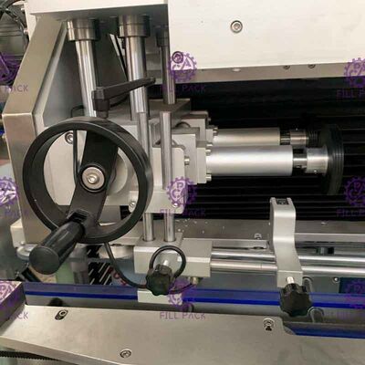 PVC PET OPS Butelkowa maszyna do etykietowania butelek z roczną gwarancją