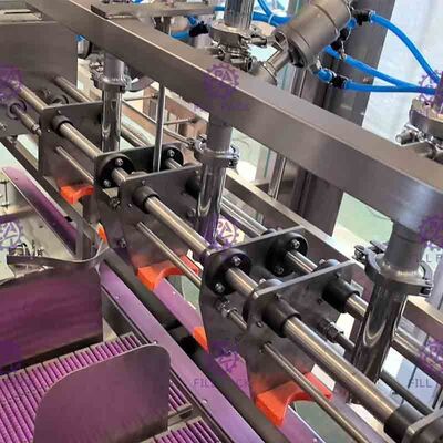 Automatyczna 5-litrowa maszyna do napełniania wodą 450 BPH plastikowych big cap