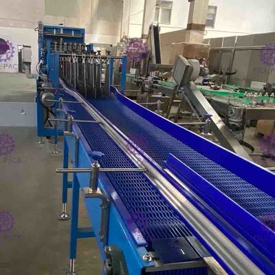 W pełni automatyczna liniowa folia termokurczliwa do urządzeń do pakowania plastikowych butelek z zadrukowanymi foliami