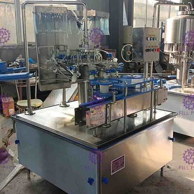 Czysta butelka do picia PET Woda 3 w 1 Monoblok Sprzęt produkcyjny / zakład / maszyna / system / linia