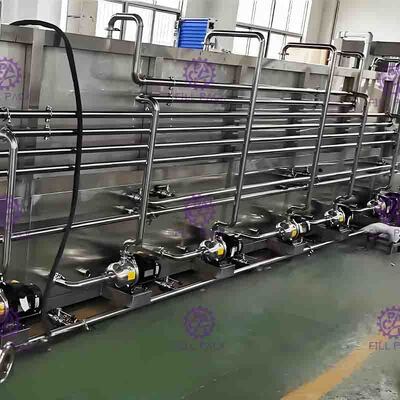 Butelkowana maszyna do pakowania butelek Ruchomy sok Pasteryzujący recykling dysz natryskowych