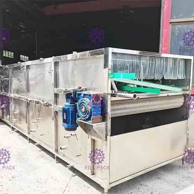 Elektryczny sterylizator Maszyna do pakowania butelek System, inżynieryjny system recyklingu plastikowego zbiornika