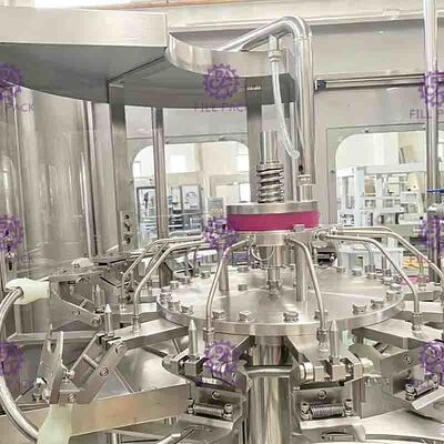 Automatyczny monoblok 6000BPH Butelka Zintegrowana maszyna / urządzenie do napełniania mleka 3 w 1 do mycia, segregowania i zamykania