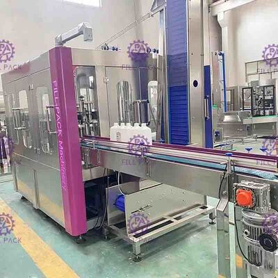Automatyczny monoblok 6000BPH Butelka Zintegrowana maszyna / urządzenie do napełniania mleka 3 w 1 do mycia, segregowania i zamykania