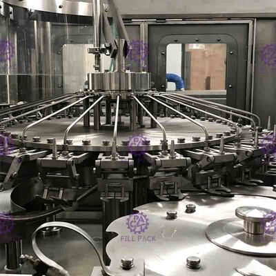 2L Monoblok Płukanie wodą Napełnianie Maszyna do zamykania Butelka PET Czyste picie 0,5 MPa