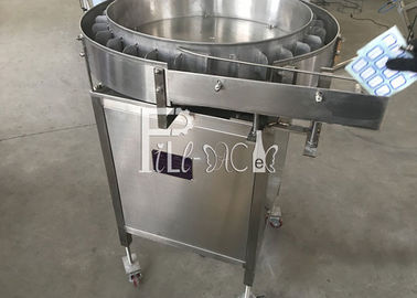 PET / Plastic Unscrambler Maszyna do sortowania butelek PE Linia wyposażenia System instalacji Odbieranie stołu akumulatorowego