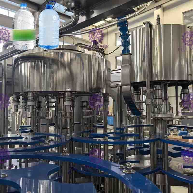 3L / 5L / 10L Plastikowa butelka wody mineralnej 2 w 1 Mycie Wypełnianie Urządzenia do zamykania / Roślina / Maszyna / System / Linia
