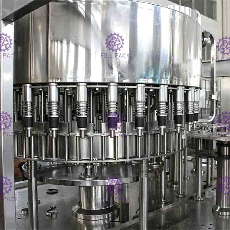 Przemysłowe urządzenie do napełniania monobloku Półautomatyczne urządzenie do butelkowania napojów miękkich